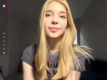 Chaturbate Live Sex Cam of tashinadoncaster