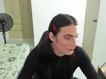 Chaturbate Live Sex Cam of _shantallskinny_