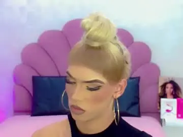 Chaturbate Live Sex Cam of briana_sex32