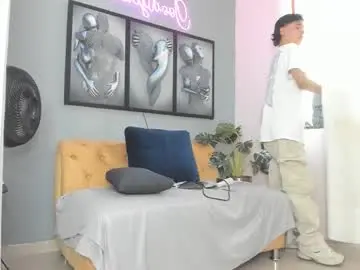 Chaturbate Nude Webcam of camillo_virgil