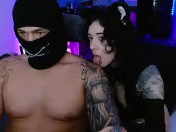 Chaturbate Live Sex Cam of kuro_shir0