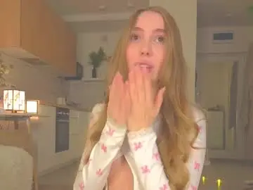 Chaturbate Free Live Porn of lili__roze_