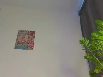 Chaturbate Live Sex of lili__roze_