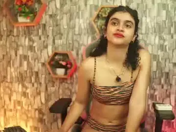 Chaturbate Live Sex Cam of sweetbonii