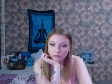 Chaturbate Live Sex Cam of aalicebubble
