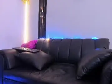 Chaturbate Live Sex Cam of dark_valentino