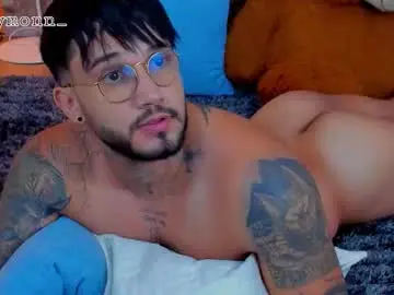 Chaturbate Adult Video Chat of deymon_scott