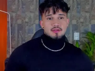 Chaturbate Sex Chat of deymon_scott