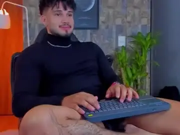 Chaturbate Free Porn Cam of deymon_scott