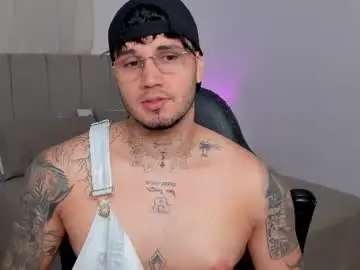 Chaturbate Adult Video Chat of deymon_scott