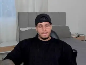 Chaturbate Nude Webcam of deymon_scott