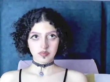 Chaturbate Free Porn Cam of lyravendrell