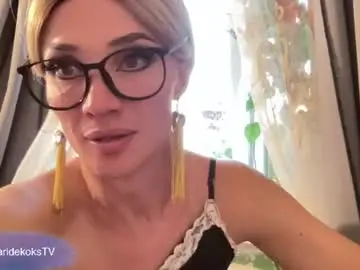 Chaturbate Live Sex Cam of maridekoks