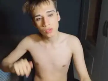 Chaturbate Adult Video Chat of kevinonly43