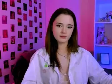Chaturbate Live Sex of leila_moon_