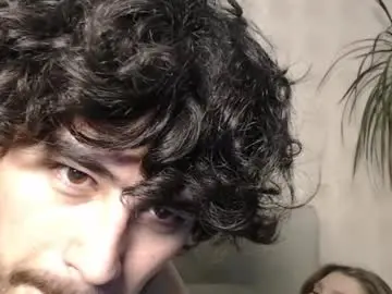 Chaturbate Sex Cam of alone_at_homee