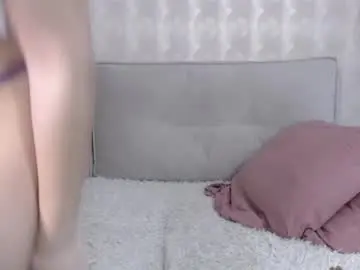 Chaturbate Nude Webcam of alone_at_homee