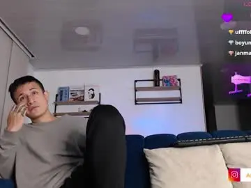 Chaturbate Sex Chat of ashely_ryan24