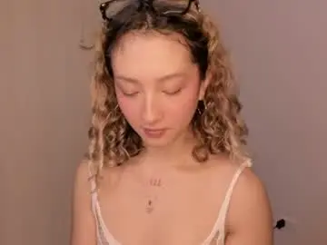 Chaturbate Free Porn Cam of laurenn_111