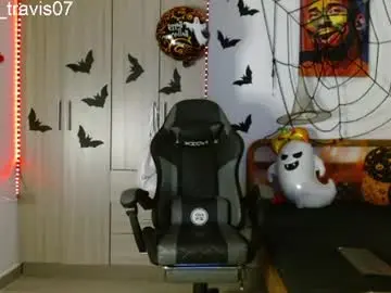 Chaturbate Watch Live Sex Cams of liamtravis__1