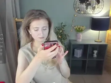 Chaturbate Adult Video Chat of camilladreamer