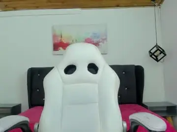 Chaturbate Adult Webcam of issaatyler