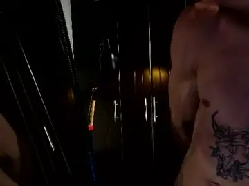 Chaturbate Free Porn Cam of metatron_muscle