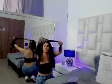 Chaturbate Live Sex Cam of ariana_rouse_