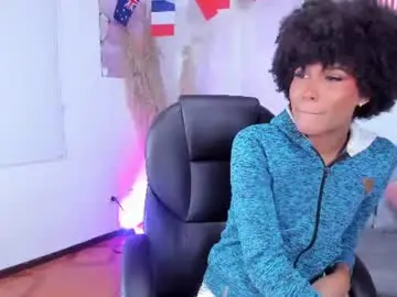 Chaturbate Free Live Porn of naomisaenz_