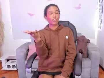 Chaturbate Live Porn of naomisaenz_