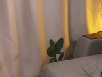 Chaturbate Sex Cam of sensualgloow