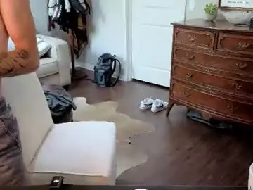 Chaturbate Free Porn Cam of str8whiteboy21