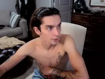 Chaturbate Free Porn Cam of str8whiteboy21