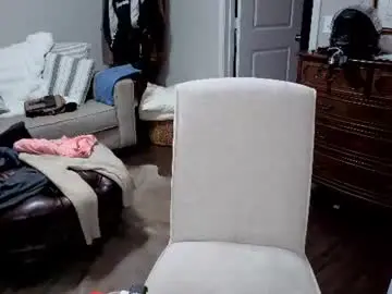 Chaturbate Live Sex Cam of str8whiteboy21