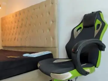 Chaturbate Free Porn Cam of alantrickz365