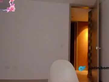 Chaturbate Watch Live Sex Cams of cute_molly18