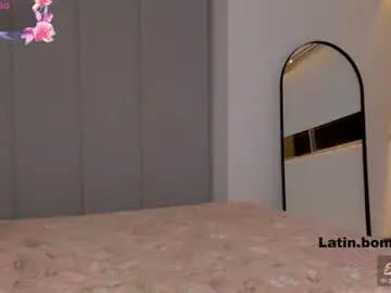 Chaturbate Watch Live Sex Cams of cute_molly18