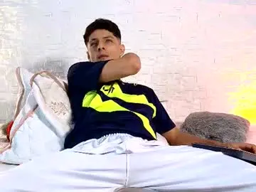 Chaturbate Free Porn Cam of elias_salvatore_