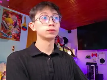 Chaturbate Sex Chat of hi_tommy