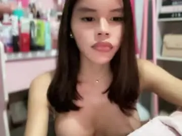 Chaturbate Adult Video Chat of lady_elodie