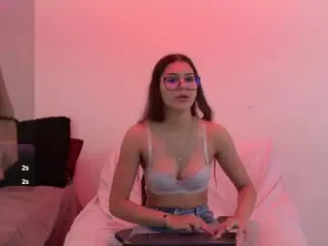 Chaturbate Live Sex of sweet_litle_