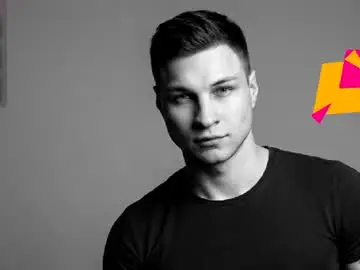Chaturbate Live Sex Cam of alex_milson