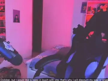Chaturbate Free Live Porn of soy___lili