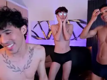 Chaturbate Live Sex Cam of sweet_wallen