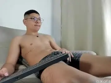 Chaturbate Free Live Porn of a_lejandro_0_8