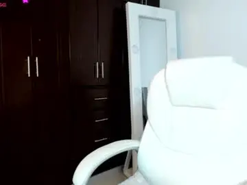 Chaturbate Live Sex Cam of meganconnor_