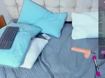 Chaturbate Watch Live Sex Cams of mia_dolls18