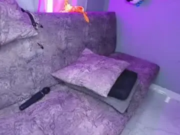 Chaturbate Watch Live Sex Cams of sara_and_lion