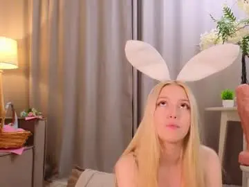 Chaturbate Live Sex Cam of tinastevenson