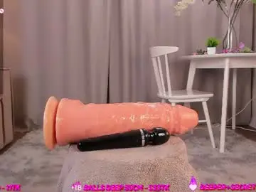Chaturbate Live Sex Cam of tinastevenson